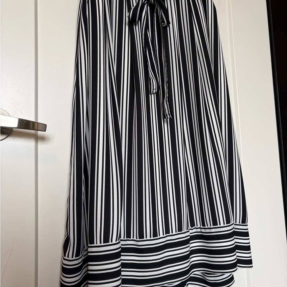 Banana Republic Monochrome Striped A-Line Skirt